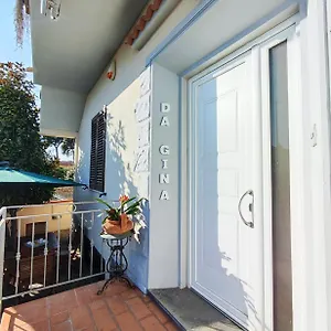 https://a-casa-di-gina.it-tuscanyhotel.com