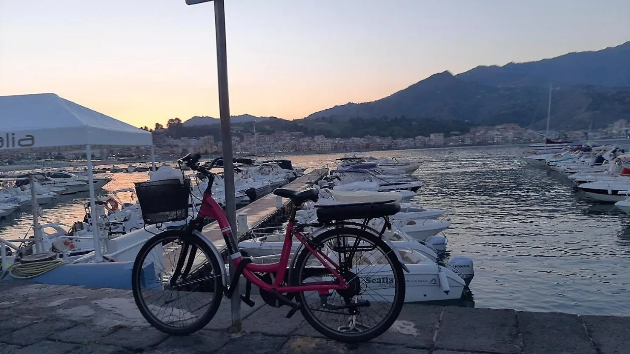 Appartamento Home Giardini Naxos